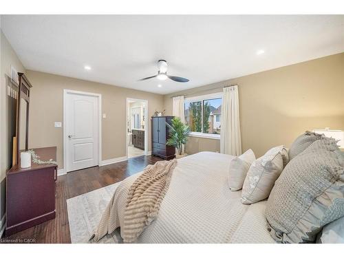 1351 Mcguffin Gate, Milton, ON - Indoor Photo Showing Bedroom