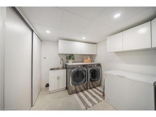 1351 Mcguffin Gate, Milton, ON - Indoor Photo Showing Laundry Room