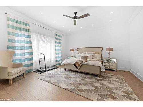 334 Third Line, Oakville, ON - Indoor Photo Showing Bedroom