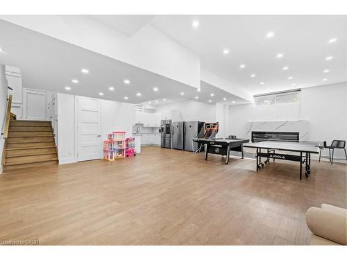 334 Third Line, Oakville, ON - Indoor