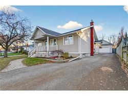 56 Dunkeld Avenue  St. Catharines, ON L2M 4A7