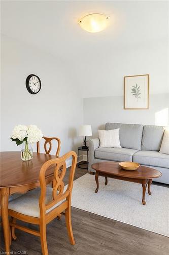 201-63 Henry Street, Cambridge, ON - Indoor Photo Showing Other Room