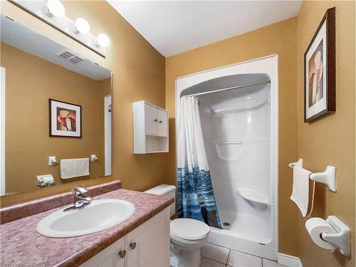 47 Dynasty Avenue, Stoney Creek, ON - Indoor Photo Showing Bathroom