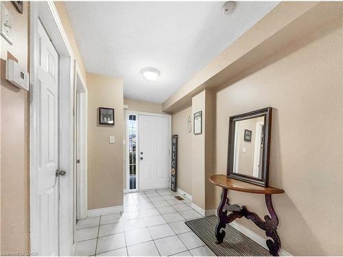 47 Dynasty Avenue, Stoney Creek, ON - Indoor Photo Showing Other Room