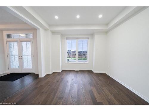 107 Cuesta Heights, Hamilton, ON - Indoor Photo Showing Other Room