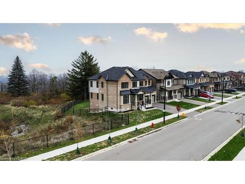 107 Cuesta Heights, Hamilton, ON - Outdoor