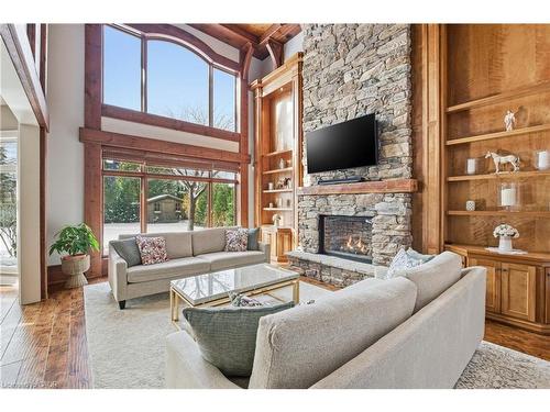 334 Belvenia Road, Burlington, ON - Indoor Photo Showing Living Room With Fireplace