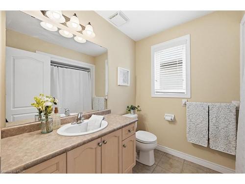 99-2125 Itabashi Way, Burlington, ON - Indoor Photo Showing Bathroom