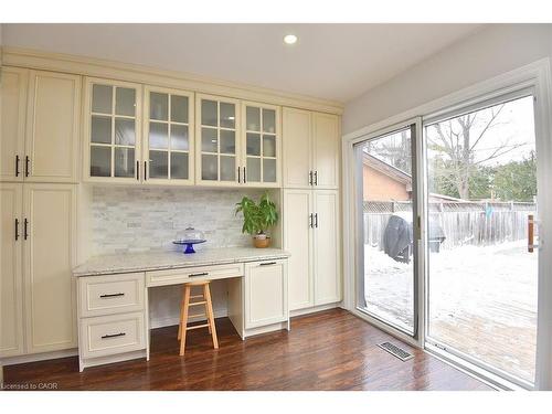 65 Rolston Drive, Hamilton, ON - Indoor Photo Showing Other Room