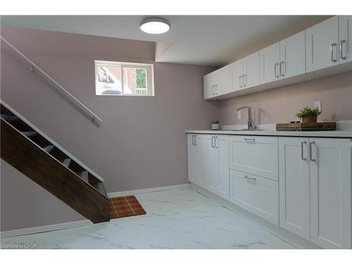 39 Cloverhill Road, Hamilton, ON - Indoor