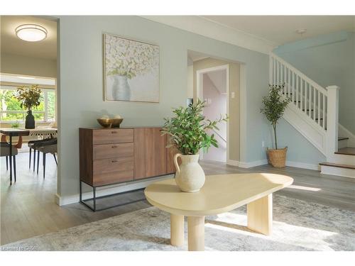 39 Cloverhill Road, Hamilton, ON - Indoor