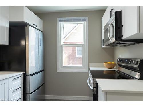 39 Cloverhill Road, Hamilton, ON - Indoor Photo Showing Kitchen