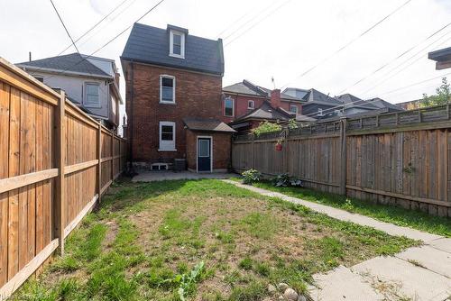 21 Fullerton Avenue, Hamilton, ON - Outdoor