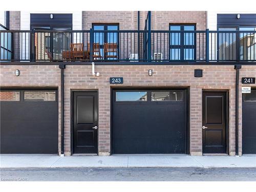 243 Burke Street, Waterdown, ON - Outdoor