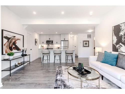 243 Burke Street, Waterdown, ON - Indoor Photo Showing Living Room