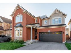 36 Beattie Crescent  Cambridge, ON N3C 0E8