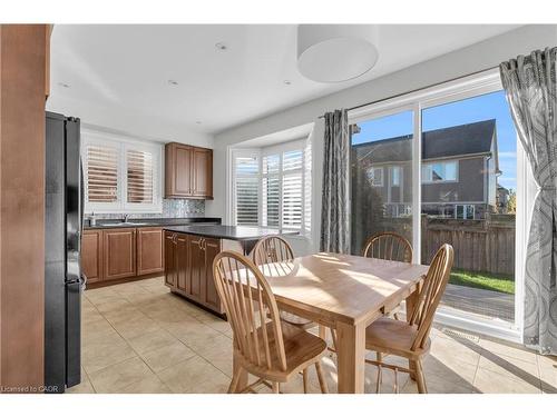 36 Beattie Crescent, Cambridge, ON - Indoor Photo Showing Dining Room
