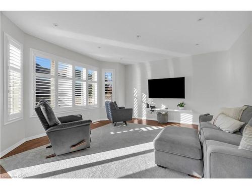 36 Beattie Crescent, Cambridge, ON - Indoor Photo Showing Other Room