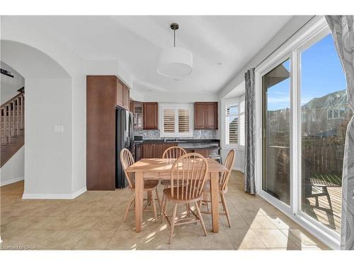 36 Beattie Crescent, Cambridge, ON - Indoor Photo Showing Dining Room