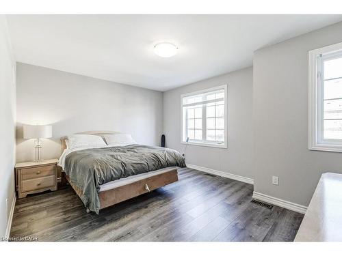 2362 Treversh Common, Burlington, ON - Indoor Photo Showing Bedroom