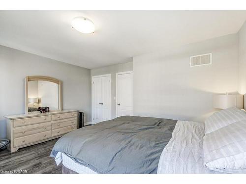 2362 Treversh Common, Burlington, ON - Indoor Photo Showing Bedroom