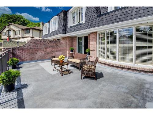 4-493 Beechwood Drive, Waterloo, ON - Outdoor