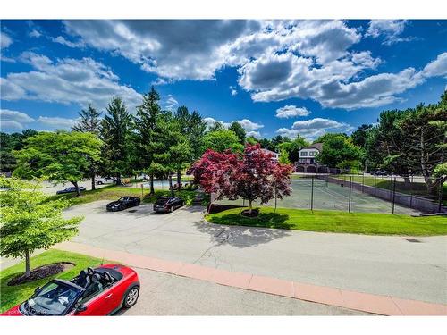 4-493 Beechwood Drive, Waterloo, ON - Outdoor With View
