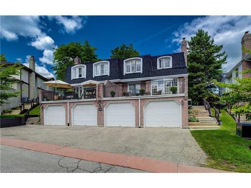 4-493 Beechwood Drive, Waterloo, ON - Outdoor