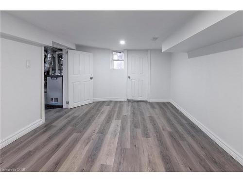 50 Stapleton Avenue, Hamilton, ON - Indoor Photo Showing Other Room