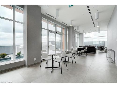 1108-500 Brock Avenue, Burlington, ON - Indoor