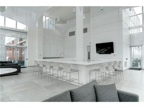 1108-500 Brock Avenue, Burlington, ON - Indoor