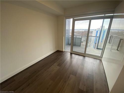 1108-500 Brock Avenue, Burlington, ON - Indoor Photo Showing Other Room