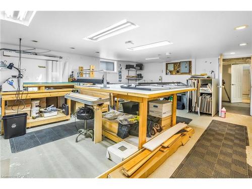 231 #8 Highway, Stoney Creek, ON 