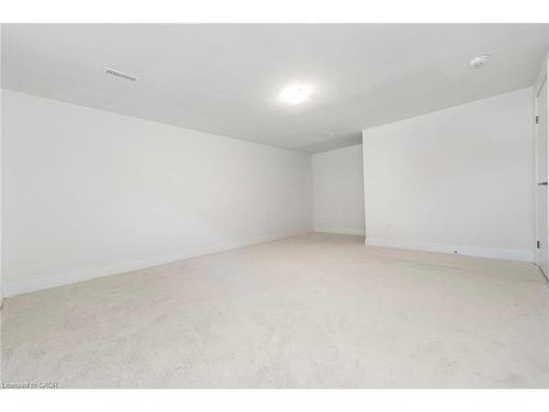 60-62 Delawana Drive, Hamilton, ON - Indoor Photo Showing Other Room
