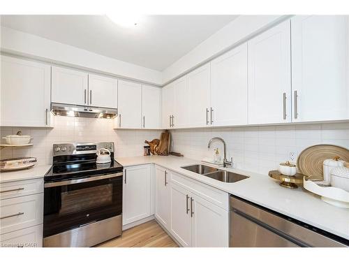 60-62 Delawana Drive, Hamilton, ON - Indoor Photo Showing Kitchen With Double Sink