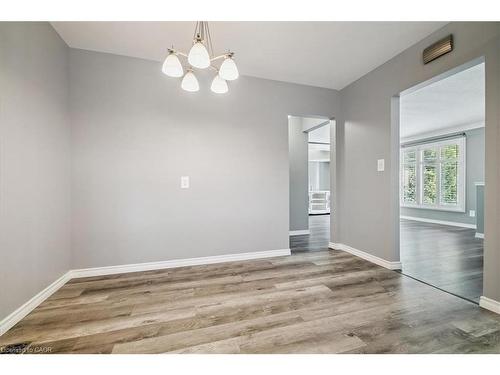 15 Purdy Crescent, Hamilton, ON - Indoor Photo Showing Other Room