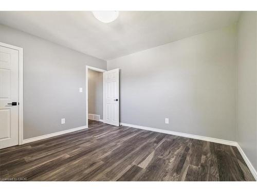 15 Purdy Crescent, Hamilton, ON - Indoor Photo Showing Other Room