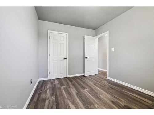 15 Purdy Crescent, Hamilton, ON - Indoor Photo Showing Other Room