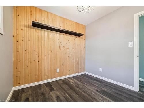 15 Purdy Crescent, Hamilton, ON - Indoor Photo Showing Other Room