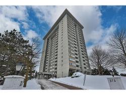 1706-375 King Street N Waterloo, ON N2J 4L6