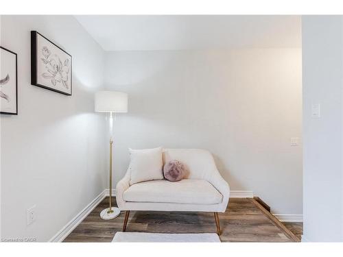 12 Rapids Lane, Hamilton, ON - Indoor Photo Showing Other Room