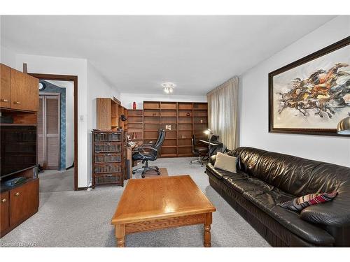 356 Cranbrook Drive, Hamilton, ON - Indoor Photo Showing Living Room