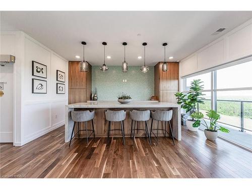 1010-1880 Gordon Street, Guelph, ON - Indoor