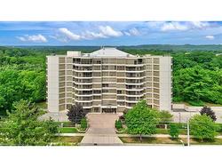 506-1770 Main Street W Hamilton, ON L8S 1H1