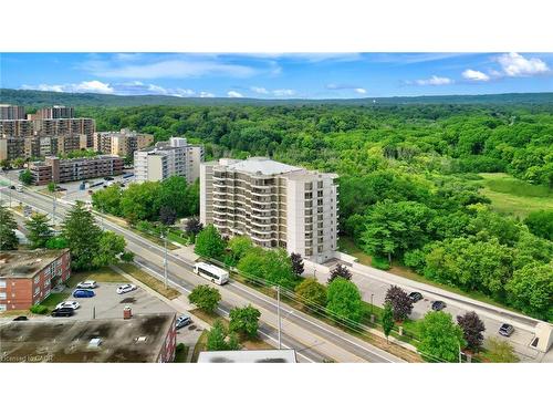 506-1770 Main Street W, Hamilton, ON - Outdoor With View