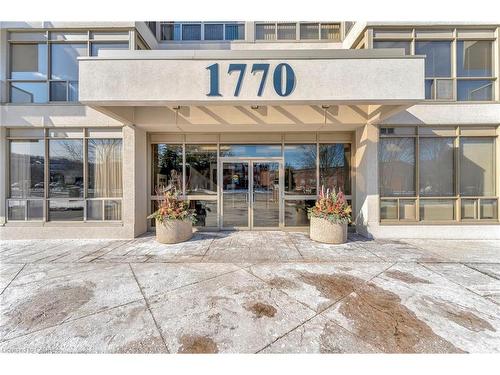 506-1770 Main Street W, Hamilton, ON - Outdoor