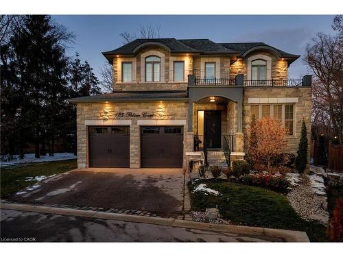 125 Paliser Court, Oakville, ON - Outdoor With Facade