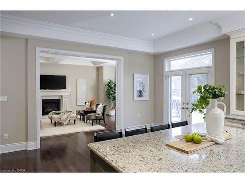 125 Paliser Court, Oakville, ON - Indoor Photo Showing Living Room With Fireplace
