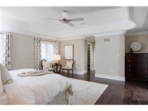 125 Paliser Court, Oakville, ON - Indoor Photo Showing Bedroom