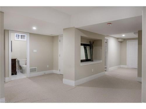 125 Paliser Court, Oakville, ON - Indoor